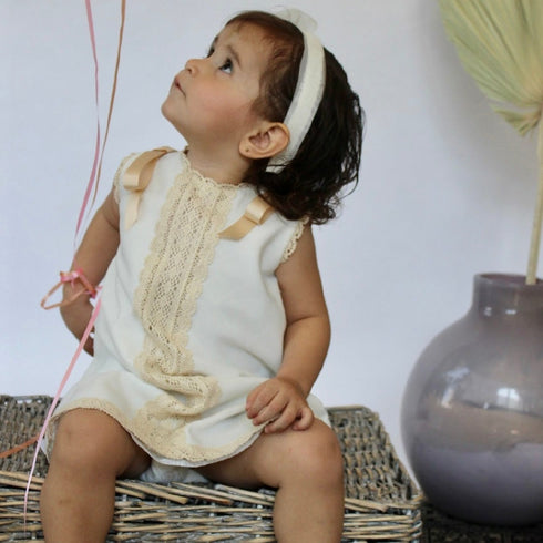 Batita Lino con bolillo